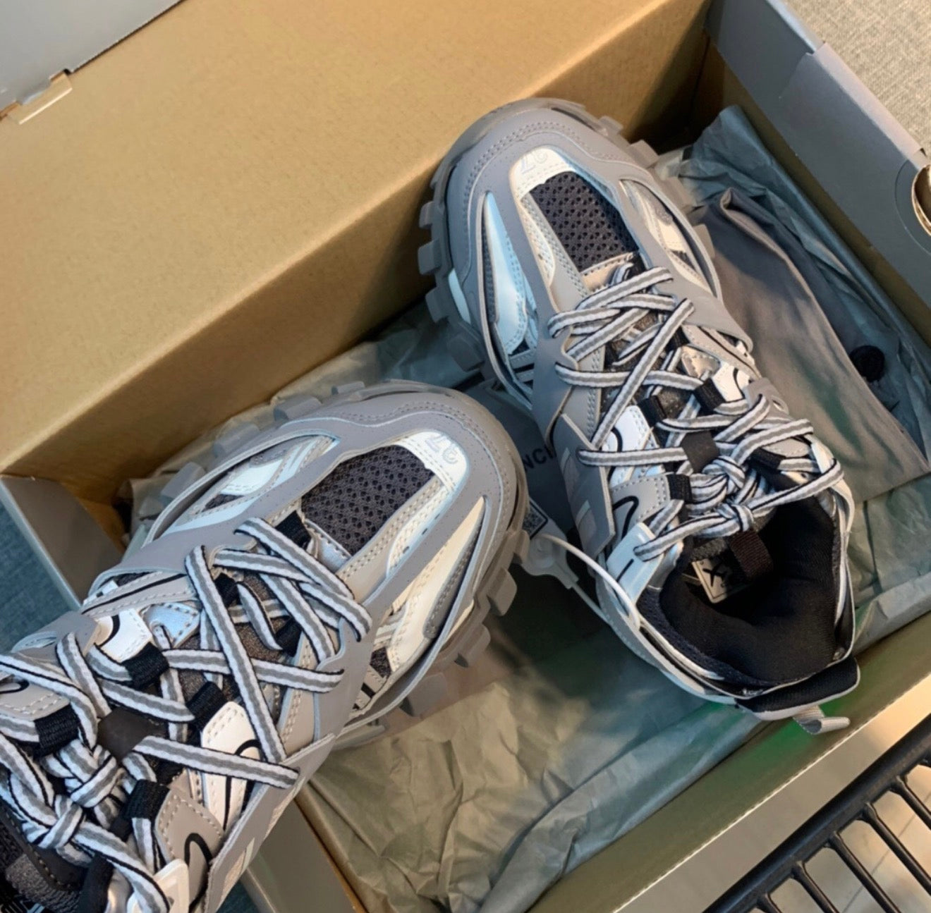 BALENCIAGA SNEAKERS