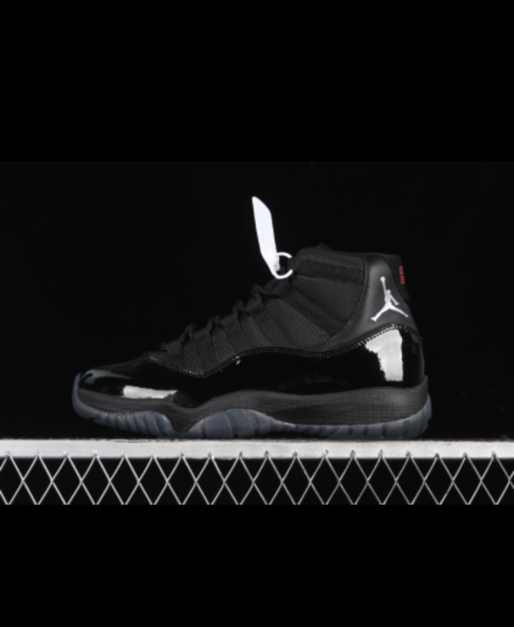 AJ11 AIR JORDAN 11 (WOMEN)