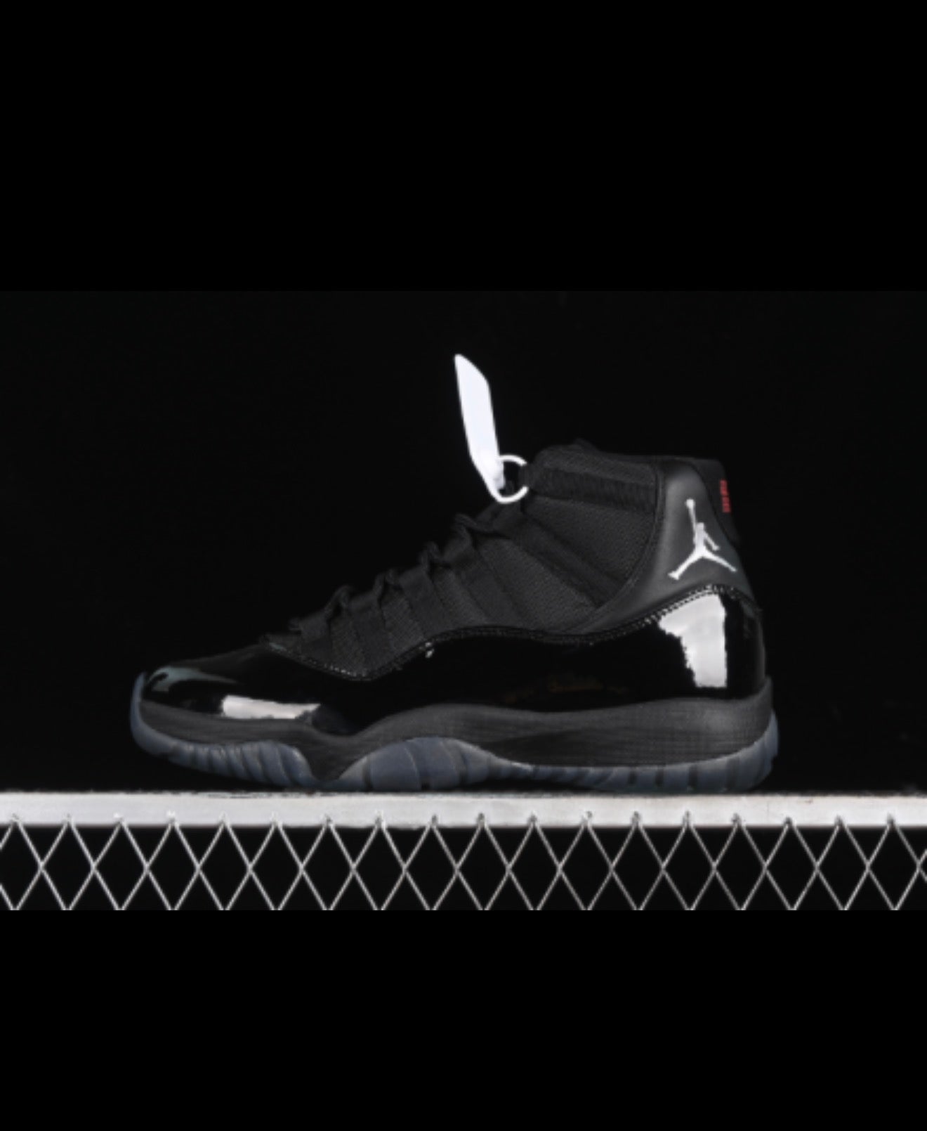 AJ11 AIR JORDAN 11 (WOMEN)