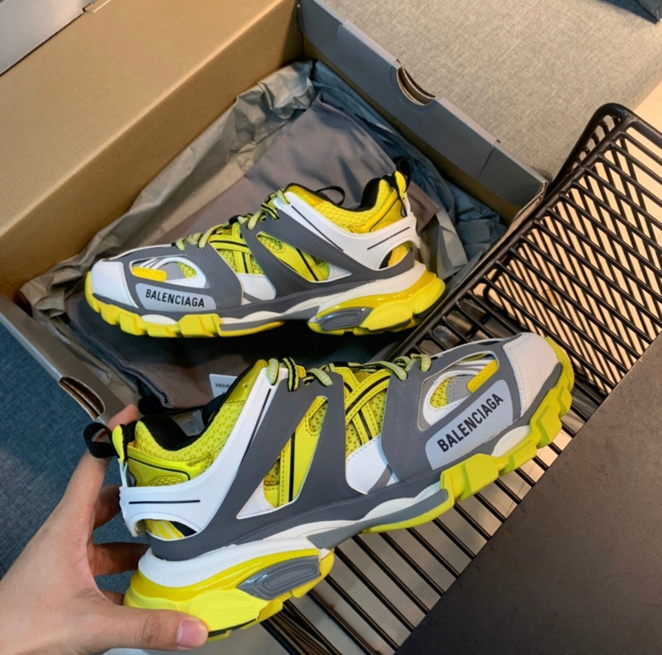 BALENCIAGA SNEAKERS