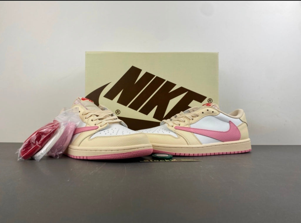 JORDAN 1 LOW TRAVIS SCOTT