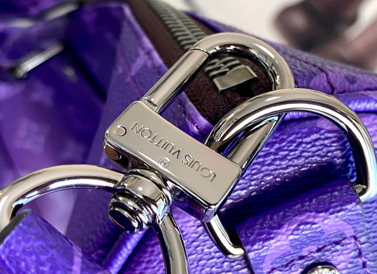 LOUIS VUITTON TRAVEL BAGS