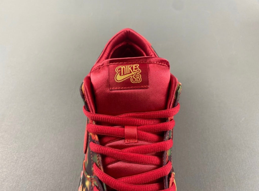 JORDAN 1 LOW TRAVIS SCOTT