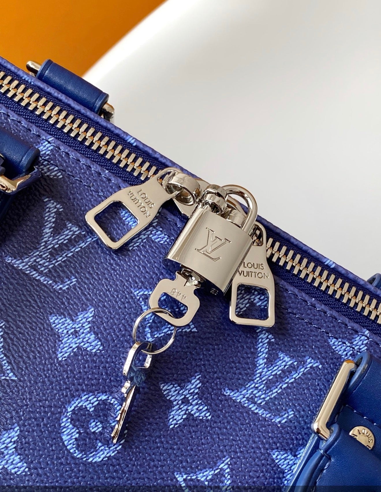 LOUIS VUITTON TRAVEL BAGS