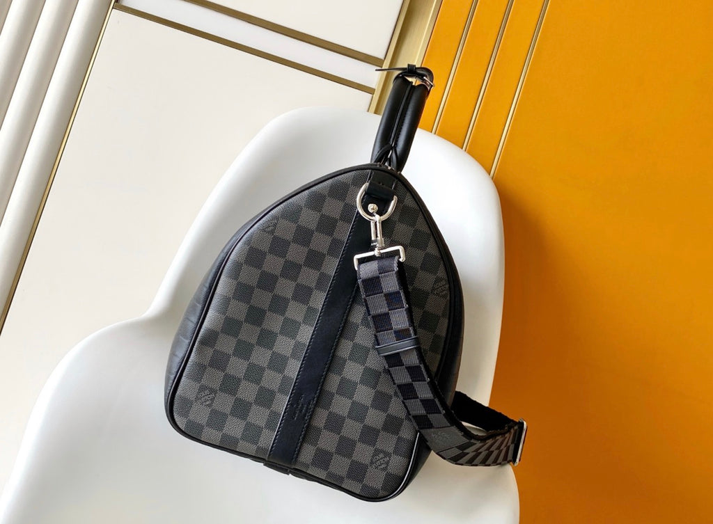 LOUIS VUITTON TRAVEL BAGS