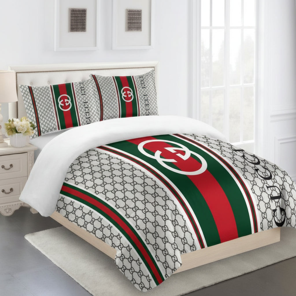 GUCCI COMFORTER BED SET 3piece one duvet cover sheet with 2 pillow cases