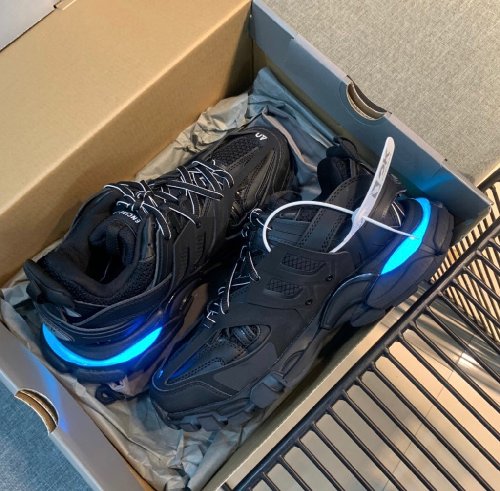 BALENCIAGA SNEAKERS