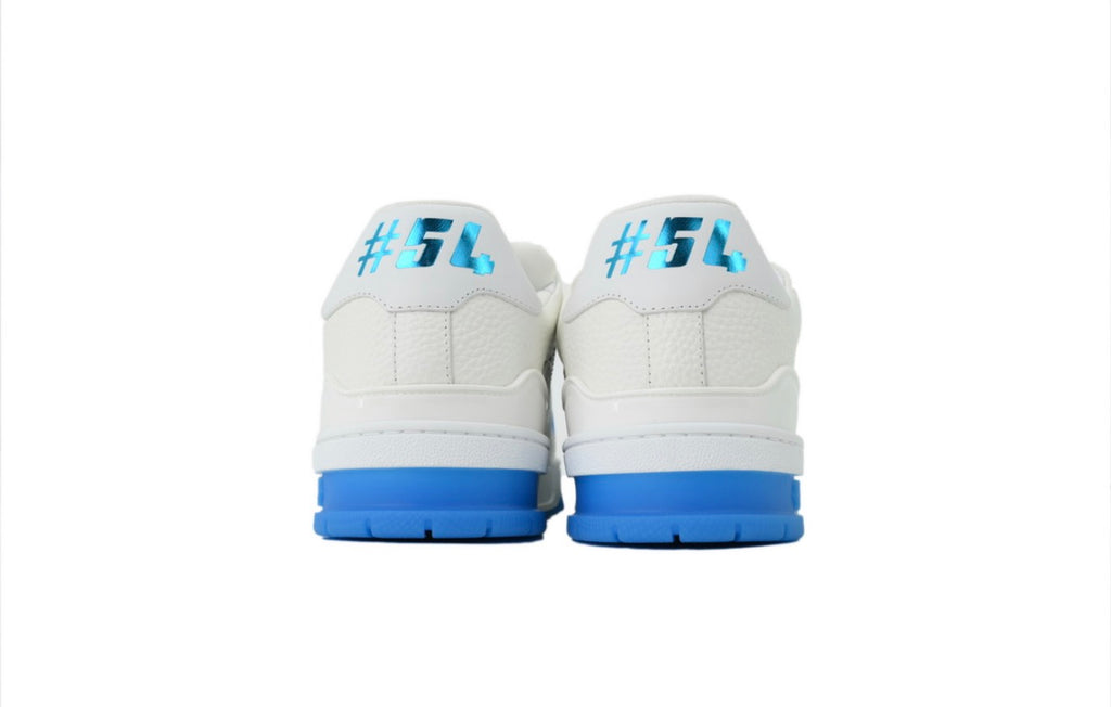 LOUIS VUITTON SNEAKERS (WOMEN)