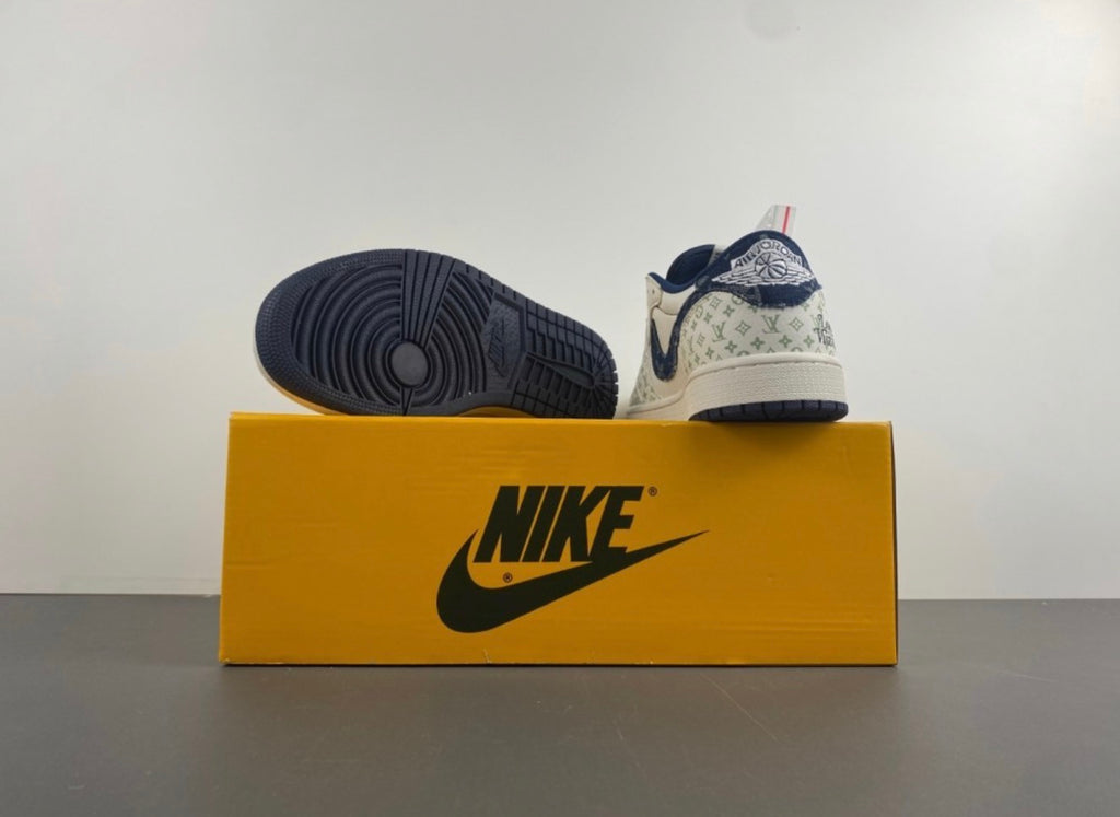 JORDAN 1 LOW TRAVIS SCOTT