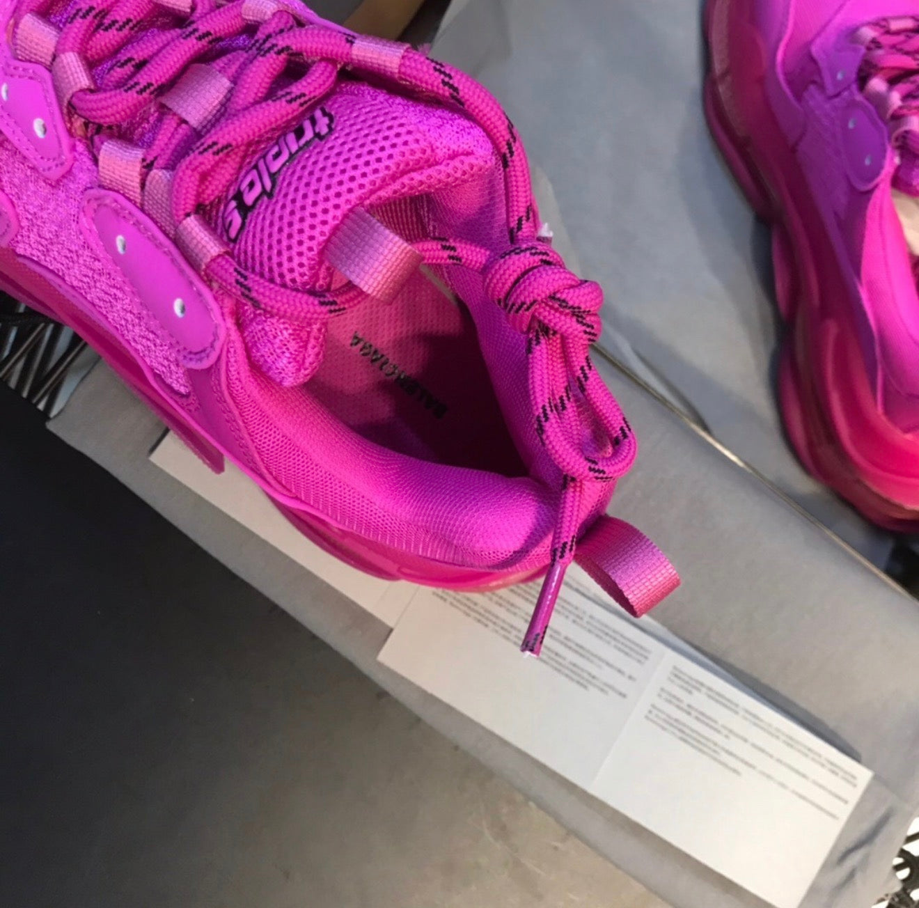 BALENCIAGA SNEAKERS