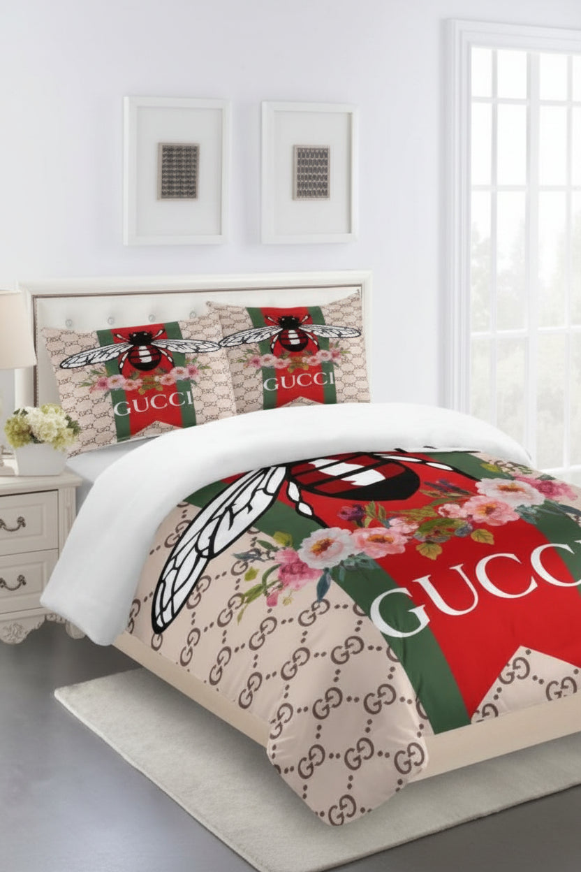 GUCCI COMFORTER BED SET 3piece one duvet cover sheet with 2 pillow cases