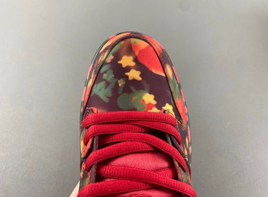 JORDAN 1 LOW TRAVIS SCOTT