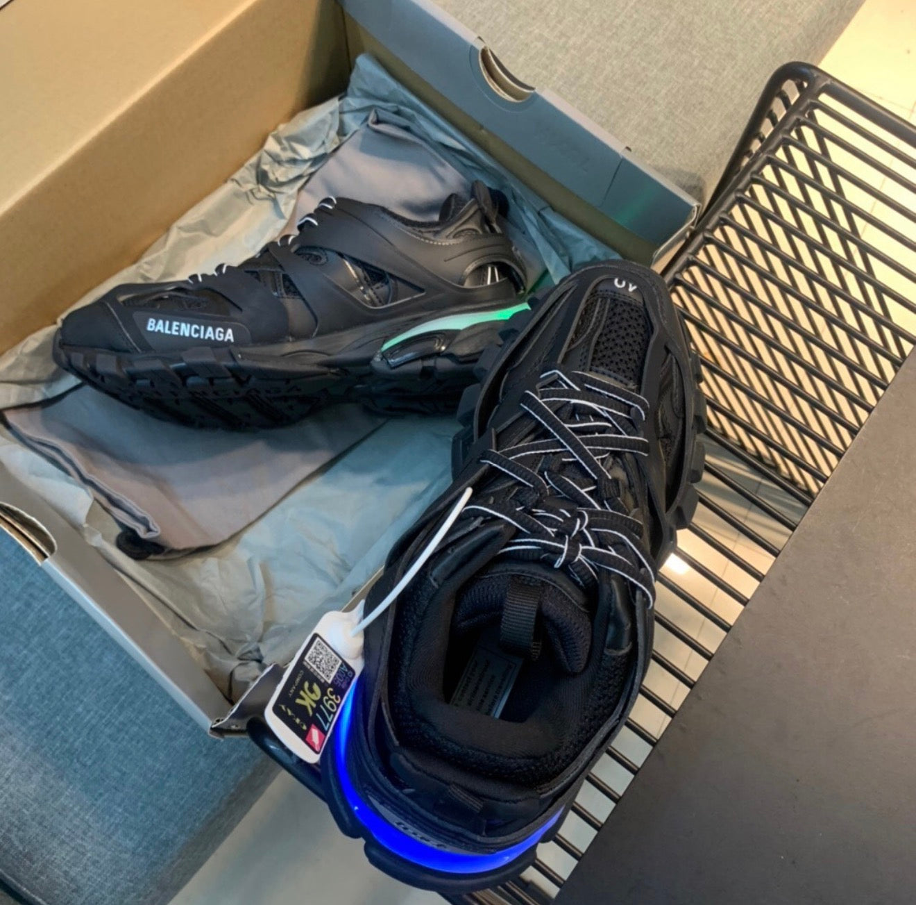 BALENCIAGA SNEAKERS