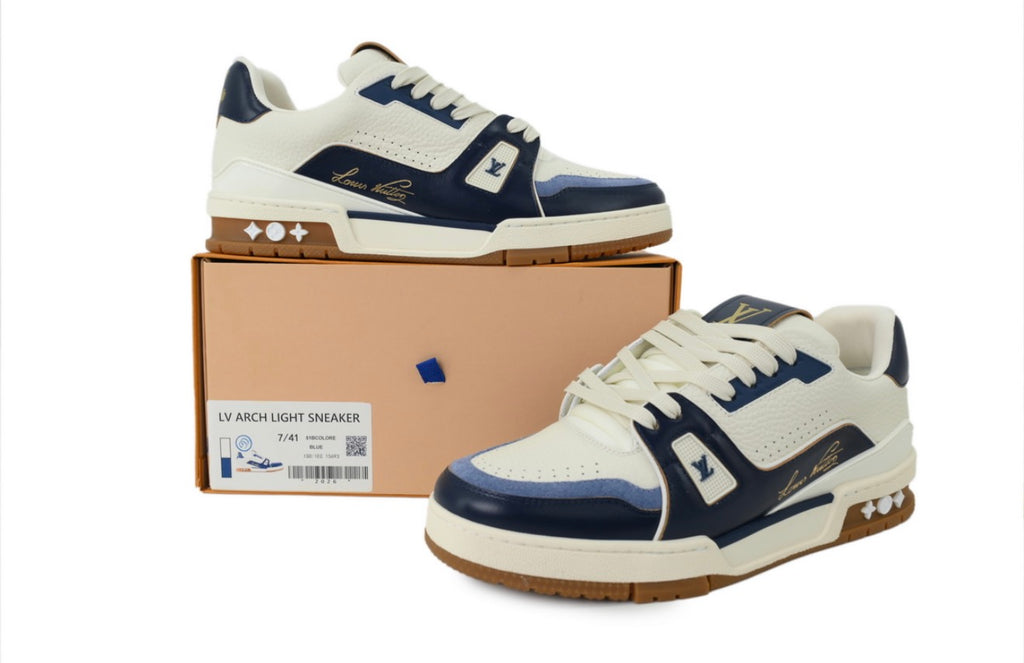 LOUIS VUITTON SNEAKERS (WOMEN)