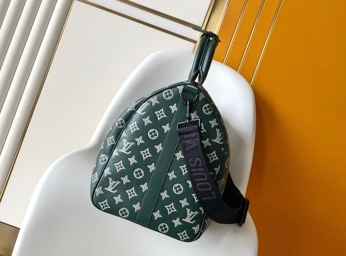 LOUIS VUITTON TRAVEL BAGS