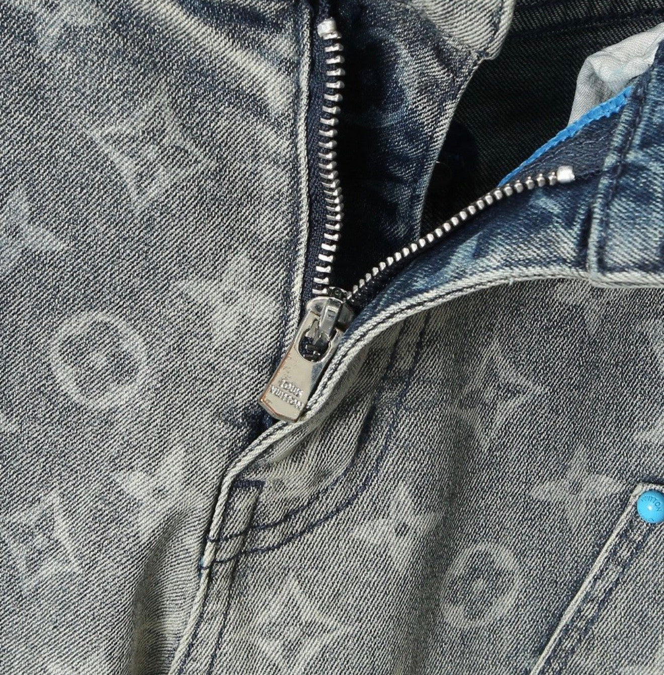 LOUIS VUITTON JEANS (MEN)