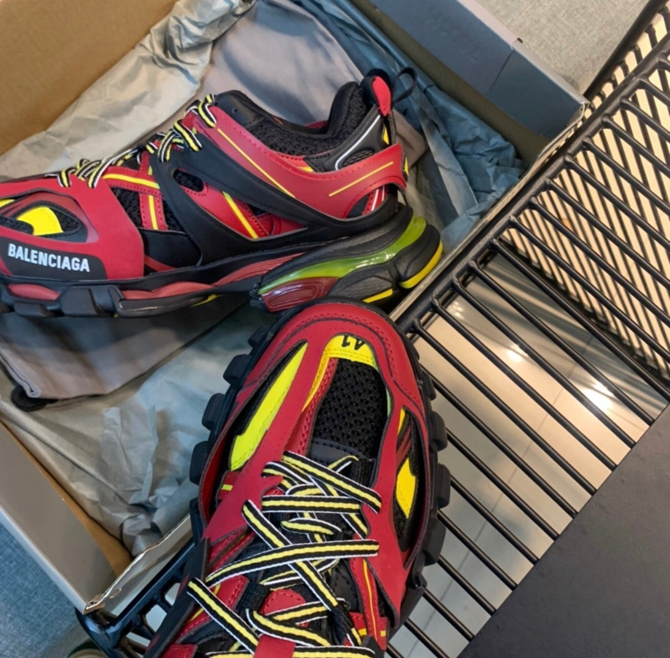 BALENCIAGA SNEAKERS