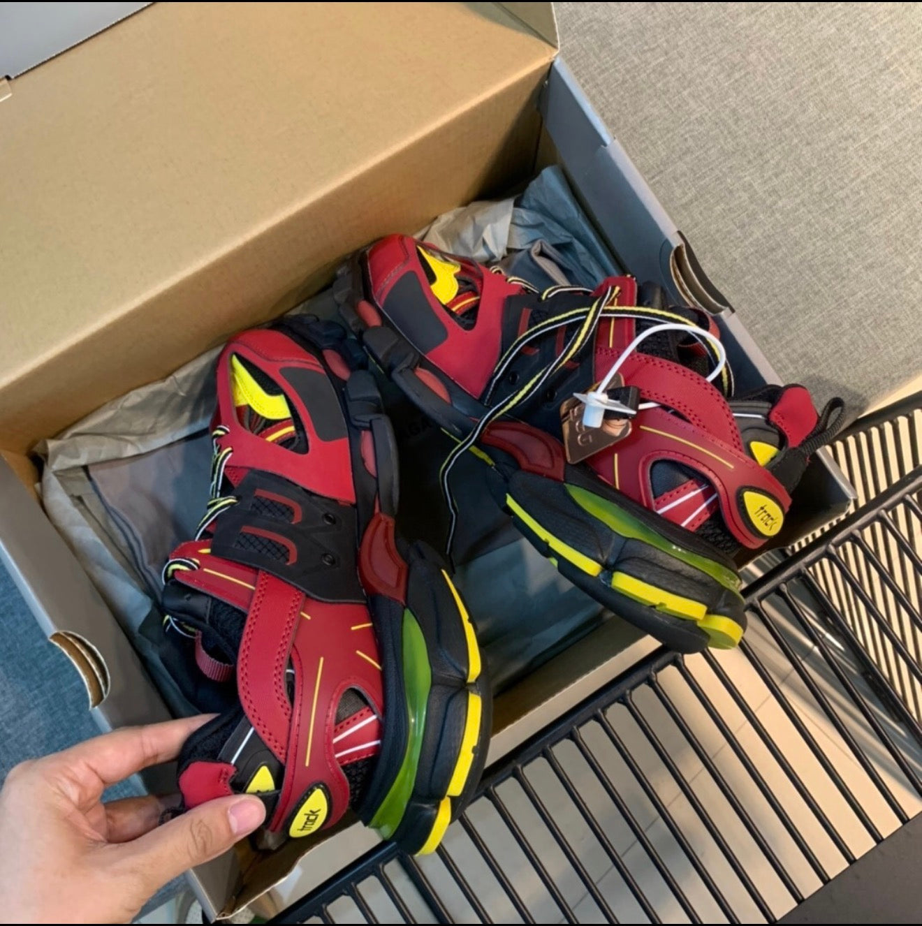 BALENCIAGA SNEAKERS
