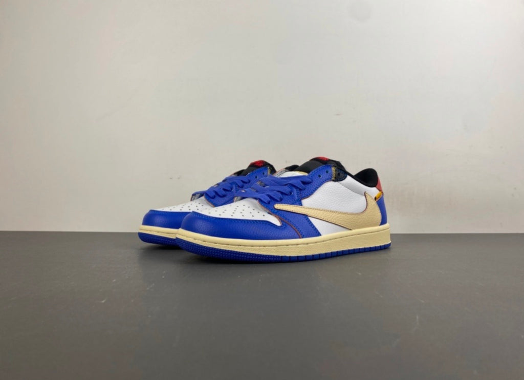 JORDAN 1 LOW TRAVIS SCOTT