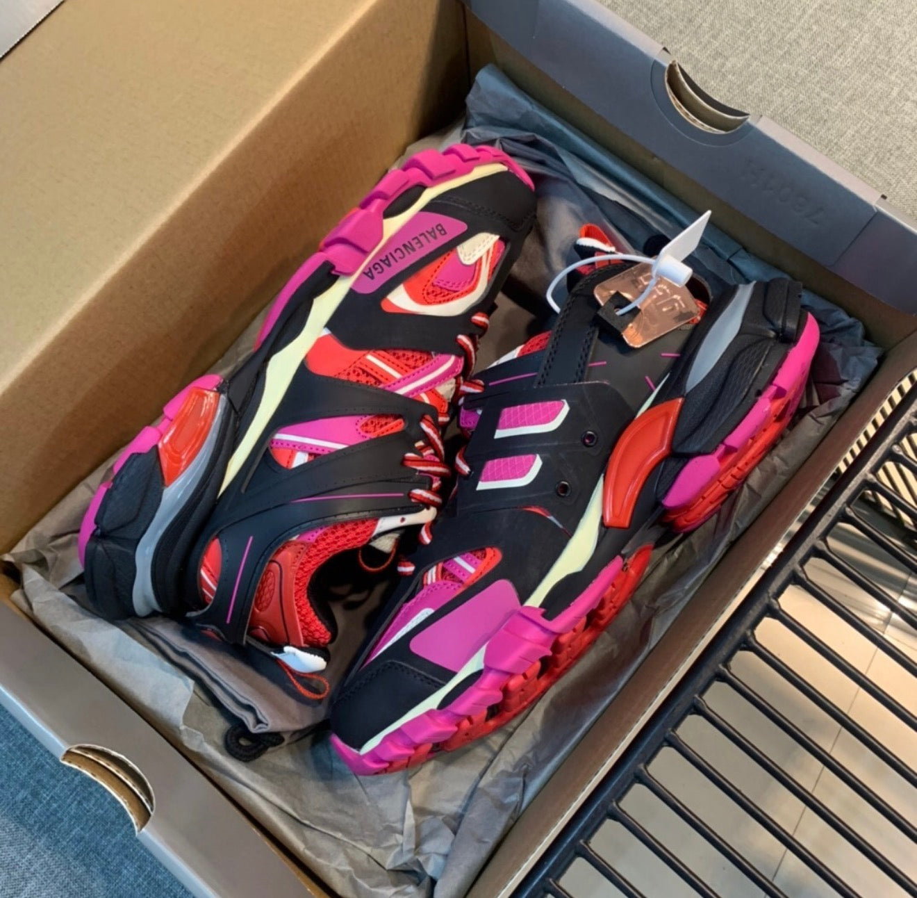 BALENCIAGA SNEAKERS