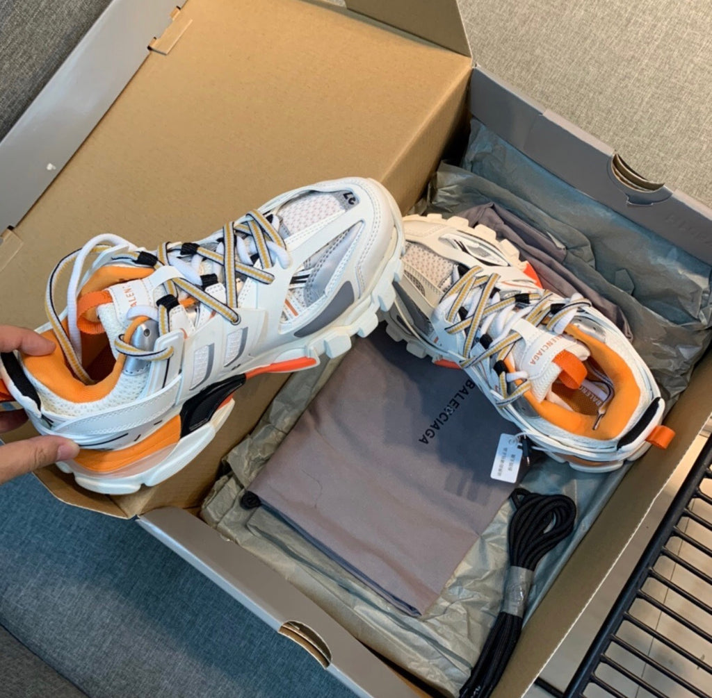 BALENCIAGA SNEAKERS