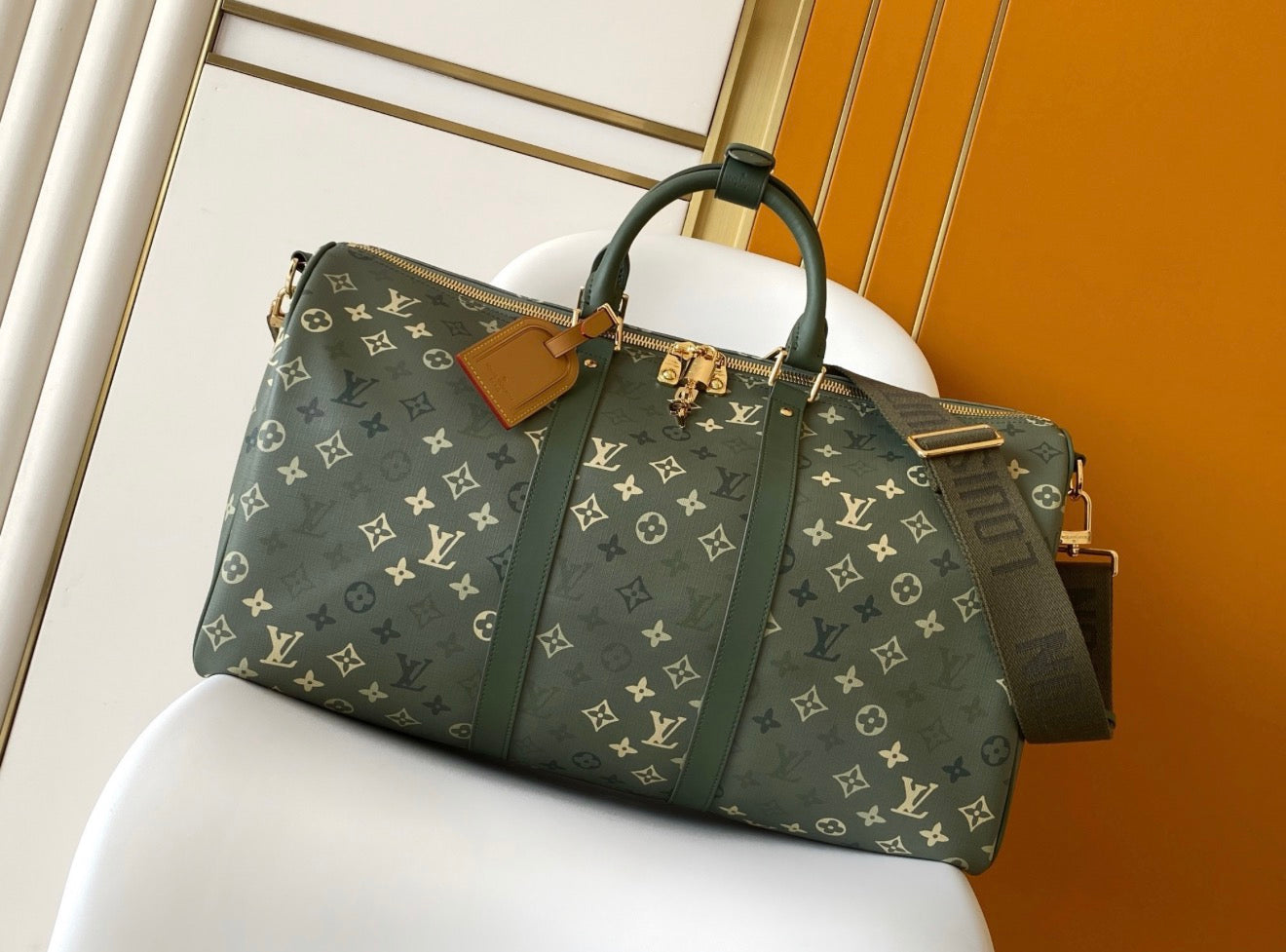 LOUIS VUITTON TRAVEL BAGS