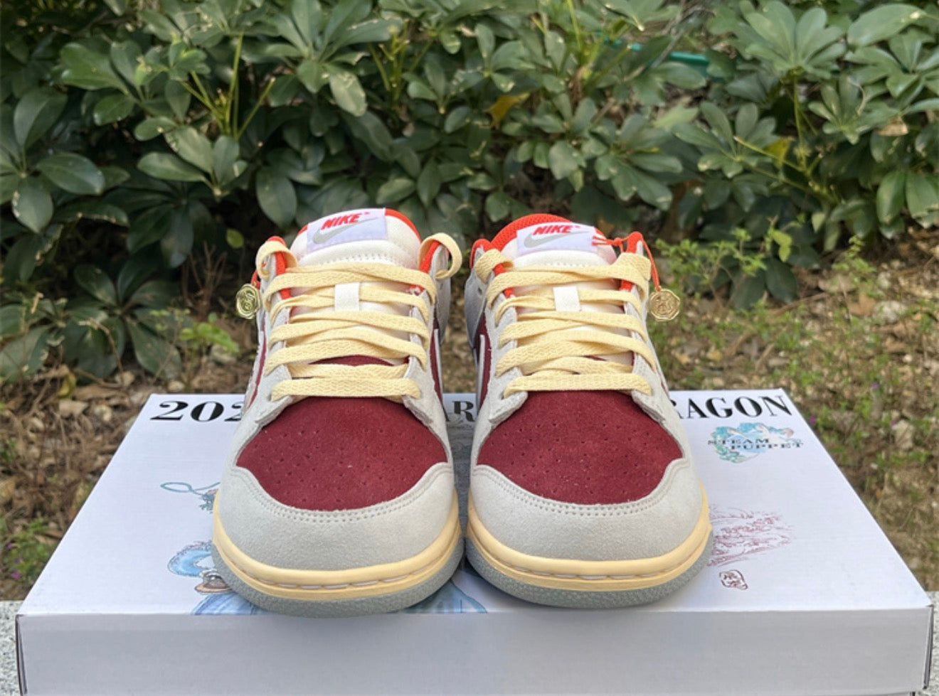 JORDAN 1 LOW TRAVIS SCOTT