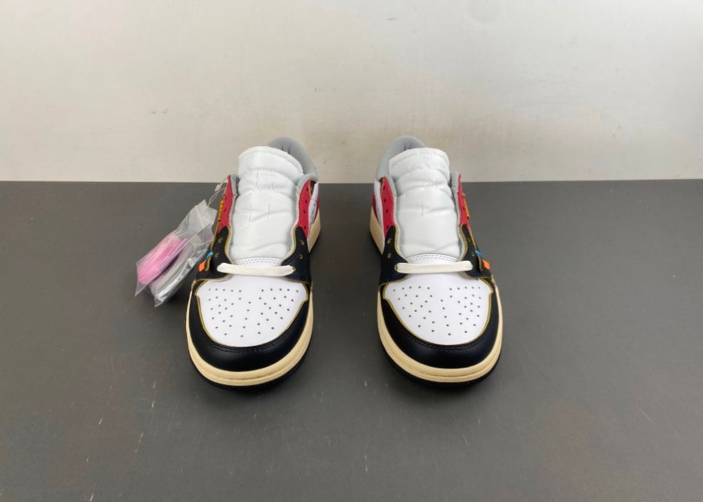 JORDAN 1 LOW TRAVIS SCOTT