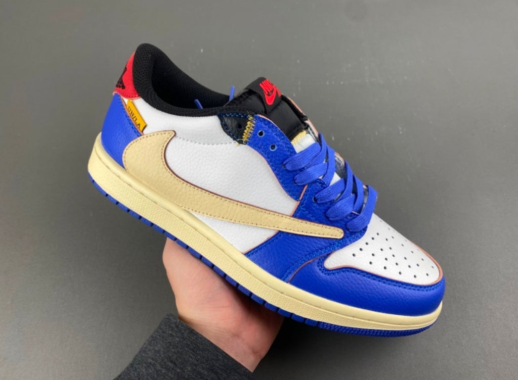 JORDAN 1 LOW TRAVIS SCOTT