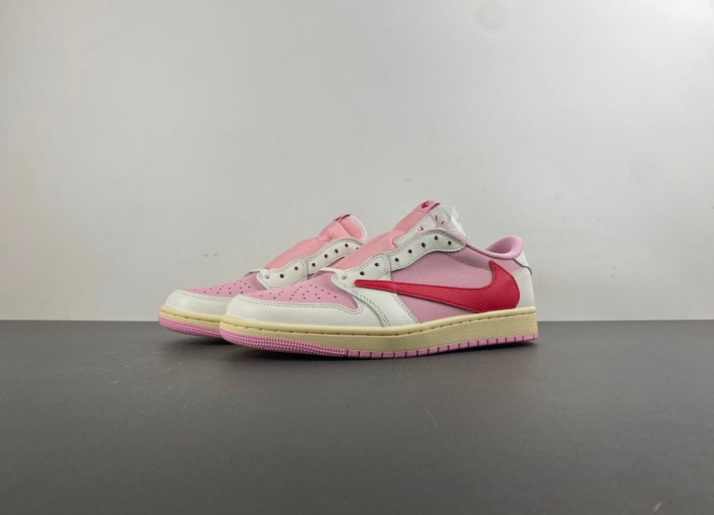 JORDAN 1 LOW TRAVIS SCOTT