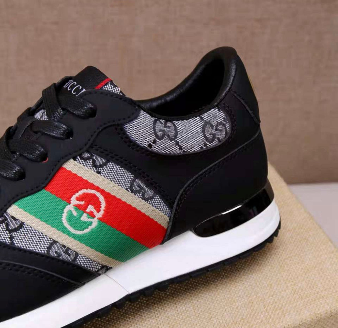 Men's Gucci Re-Motion Sneaker