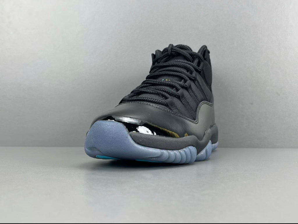 AJ11 AIR JORDAN 11 (WOMEN)