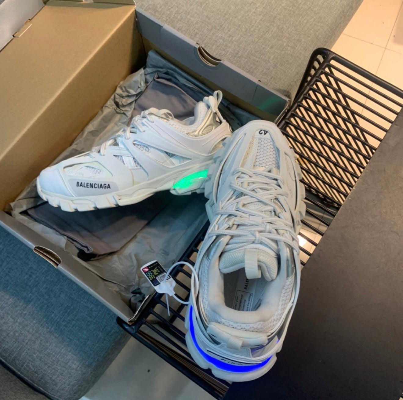 BALENCIAGA SNEAKERS