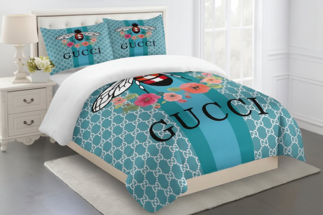 GUCCI COMFORTER BED SET 3piece one duvet cover sheet with 2 pillow cases