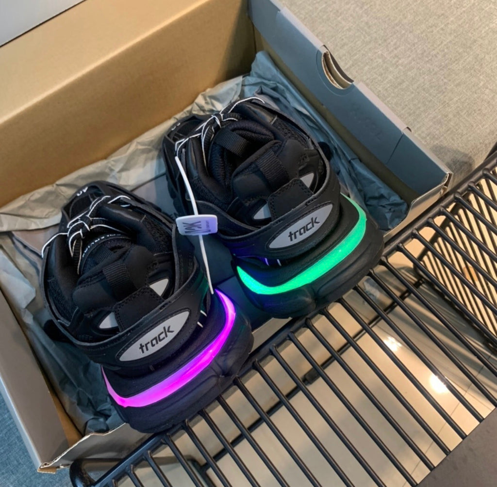 BALENCIAGA SNEAKERS