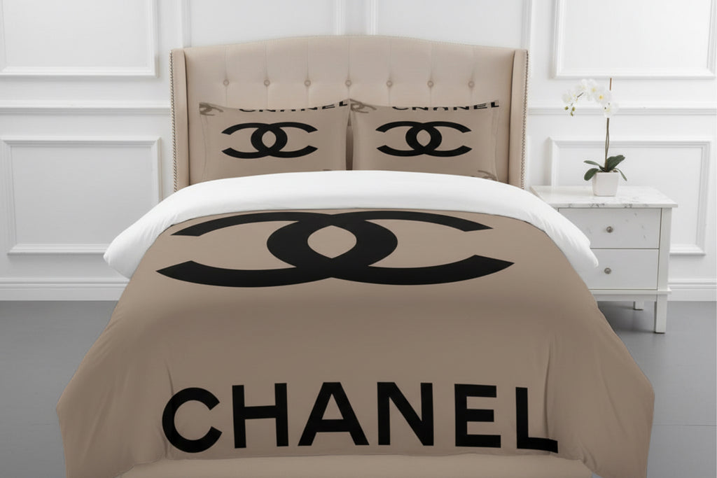 CHANEL COMFORTER SET 3piece set one Duvet cover sheet with 3 pillow cases