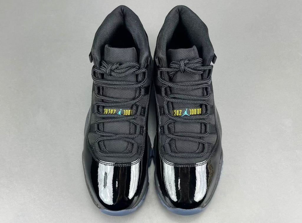 AJ11 AIR JORDAN 11 (WOMEN)