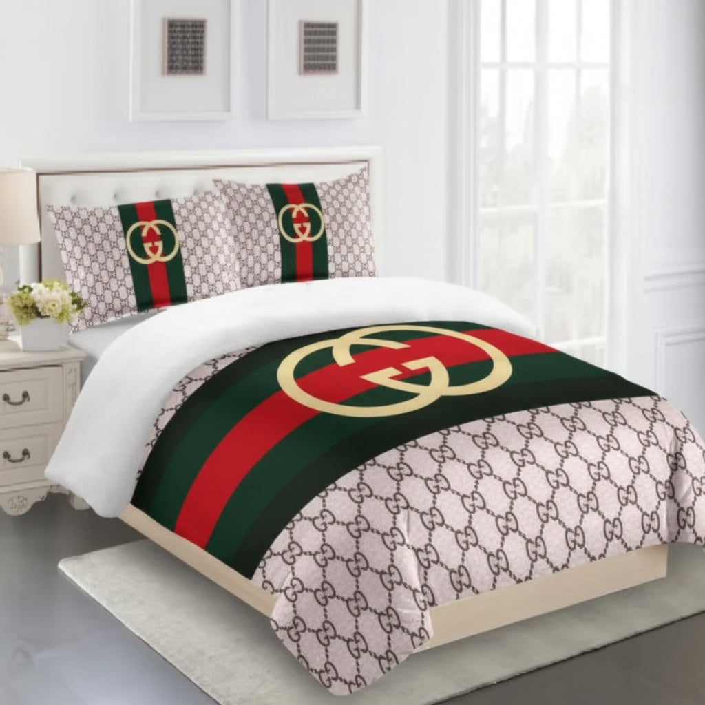 GUCCI COMFORTER BED SET 3piece one duvet cover sheet with 2 pillow cases