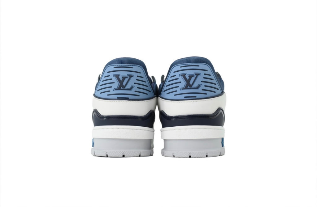 LOUIS VUITTON SNEAKERS (WOMEN)
