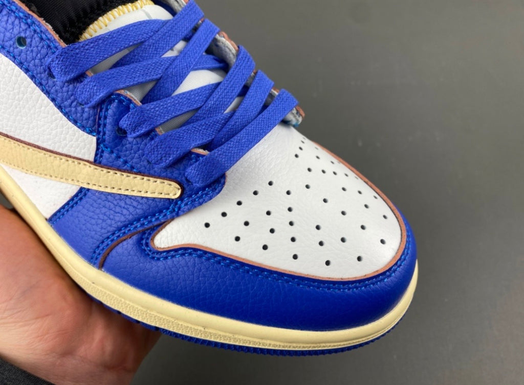 JORDAN 1 LOW TRAVIS SCOTT