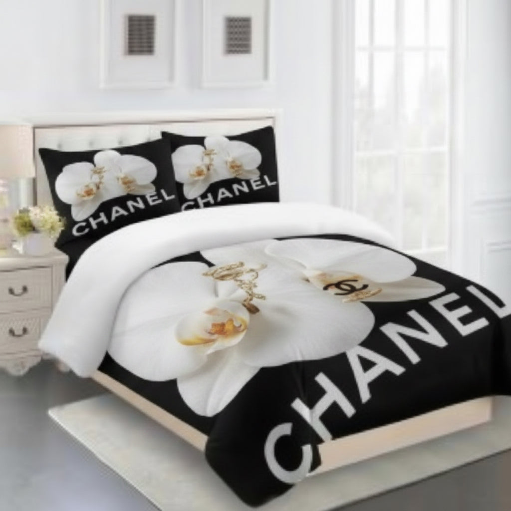 CHANEL COMFORTER SET 3piece set one Duvet cover sheet with 3 pillow cases