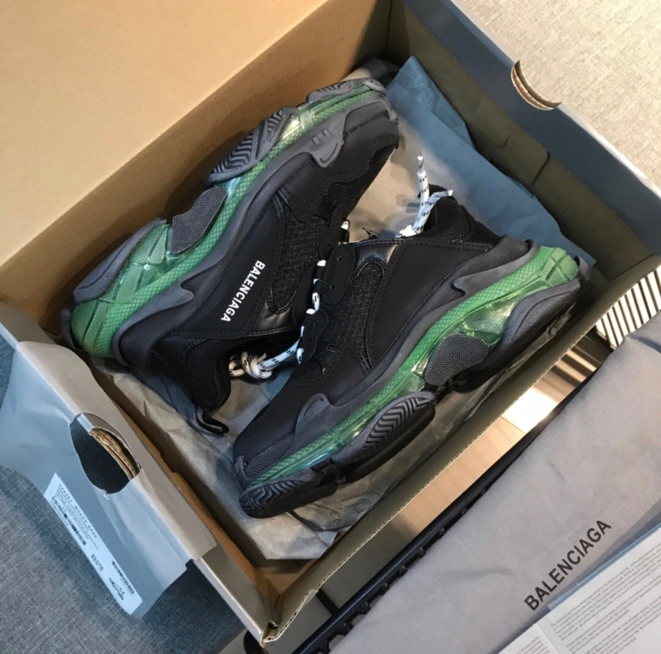 BALENCIAGA SNEAKERS