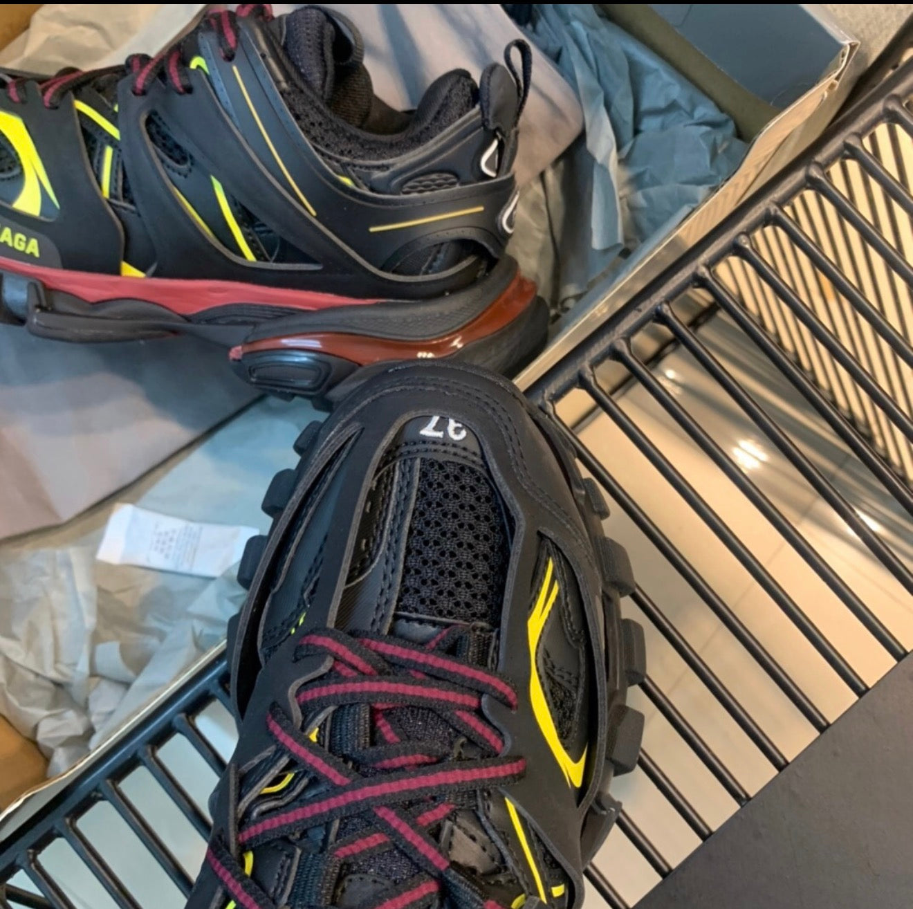 BALENCIAGA SNEAKERS