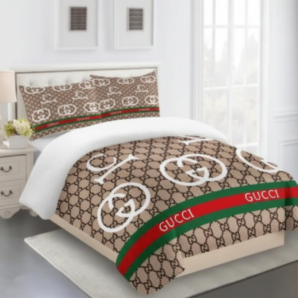 GUCCI COMFORTER BED SET 3piece one duvet cover sheet with 2 pillow cases