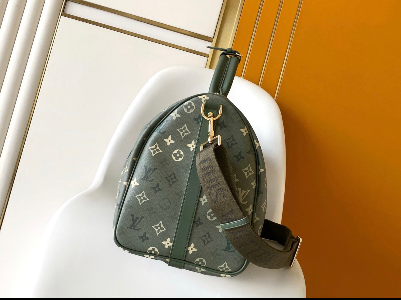 LOUIS VUITTON TRAVEL BAGS
