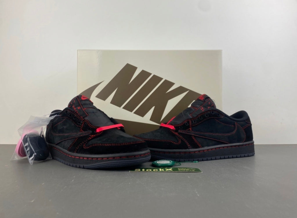 JORDAN 1 LOW TRAVIS SCOTT