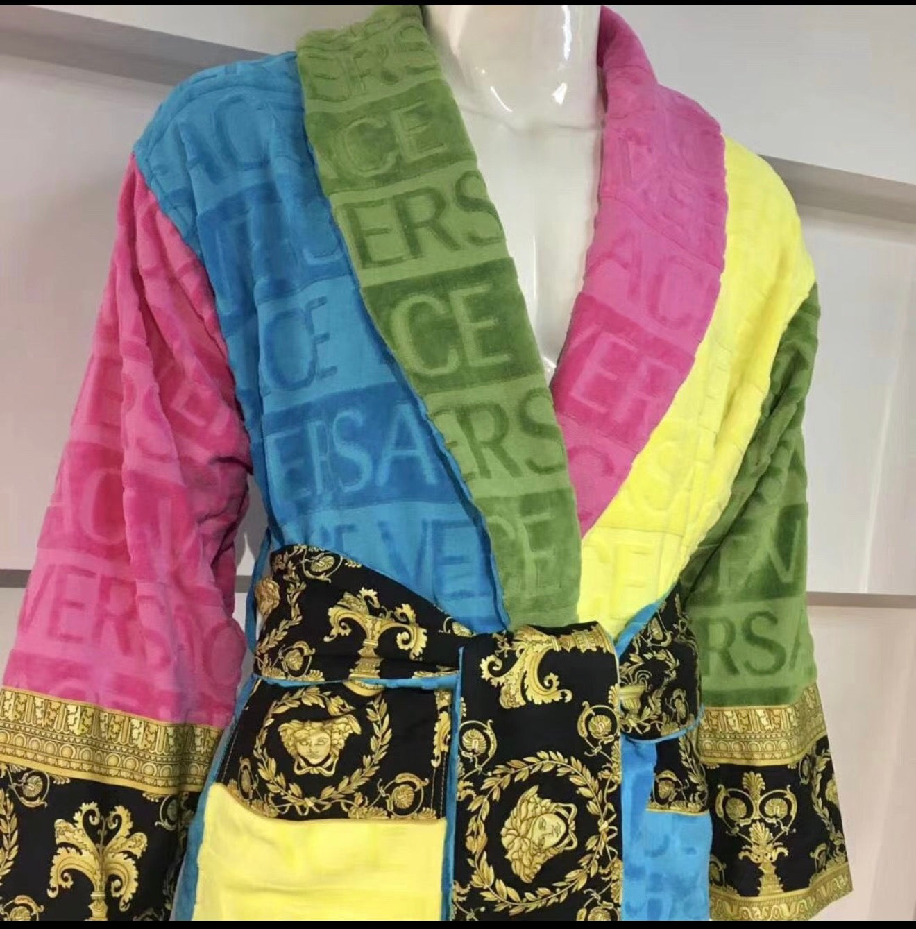 VERSACE ROBE