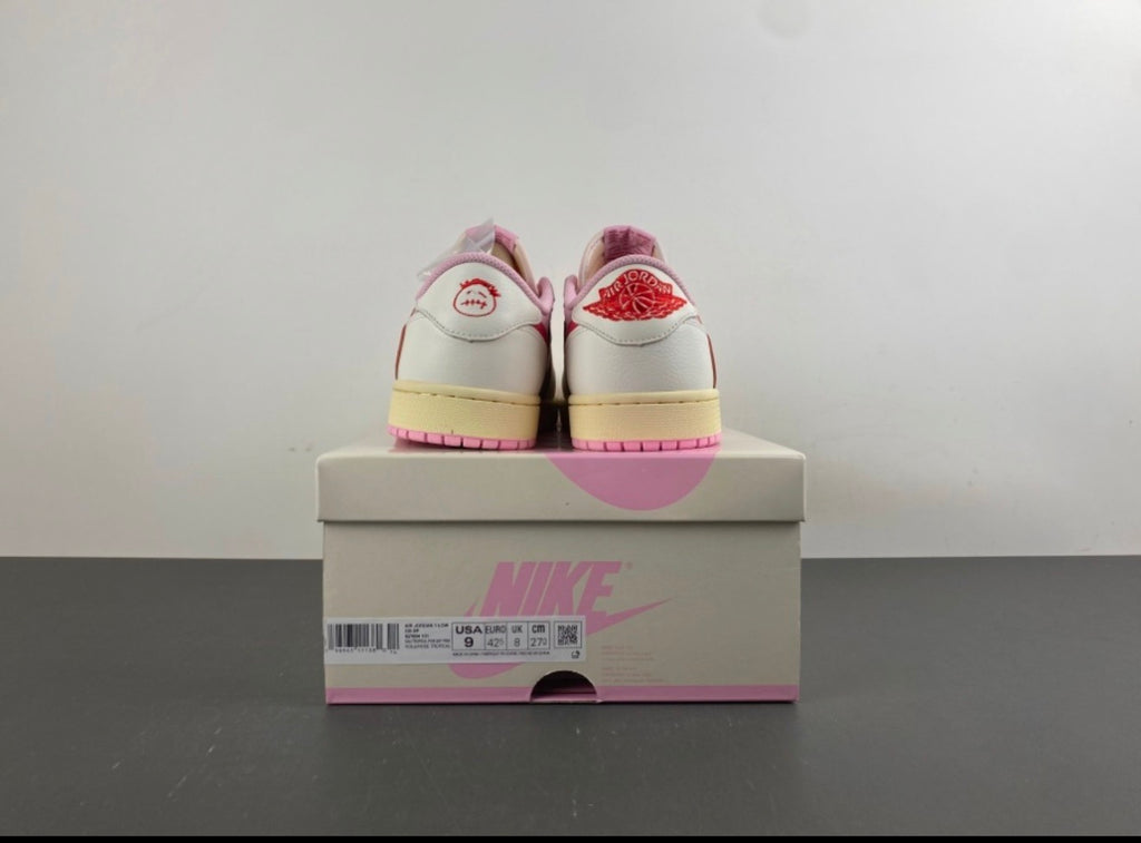 JORDAN 1 LOW TRAVIS SCOTT