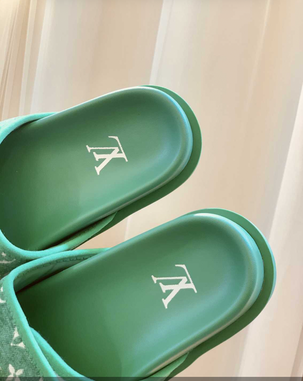 LOUIS VUITTON MULE SLIDES (ASK ON CHAT GENDER PREFERENCE AND SIZE)