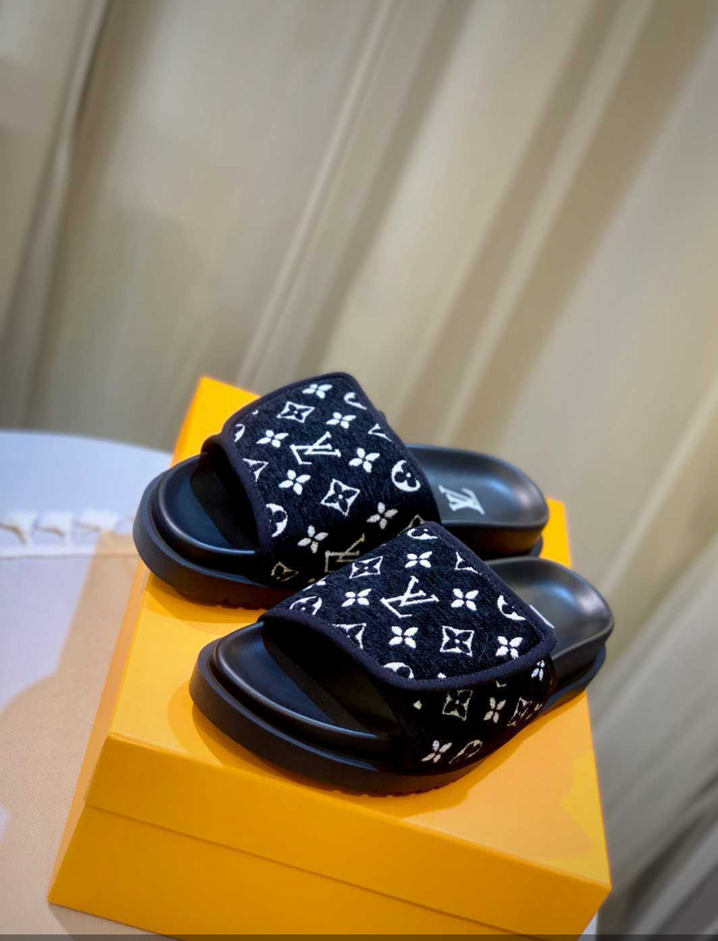 LOUIS VUITTON MULE SLIDES (ASK ON CHAT GENDER PREFERENCE AND SIZE)